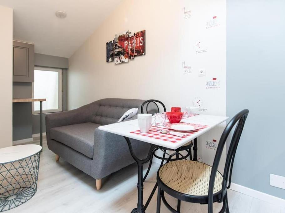 Le Paris Eiffel - Appartement Cosy En Plein Centre 布尔昆 外观 照片